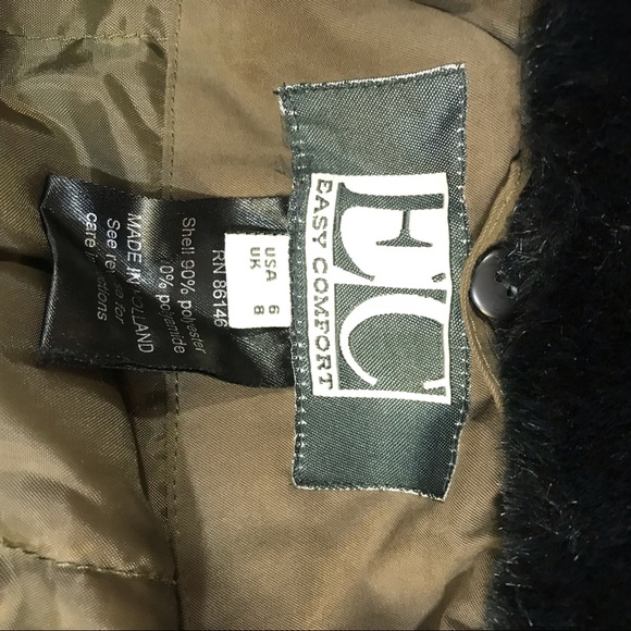 Easy Comfort woman’s Tan Coat size 6 . - Picture 5 of 5